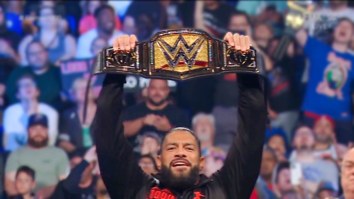 New Undisputed WWE Universal Championship Revealed on SmackDown - SE ...