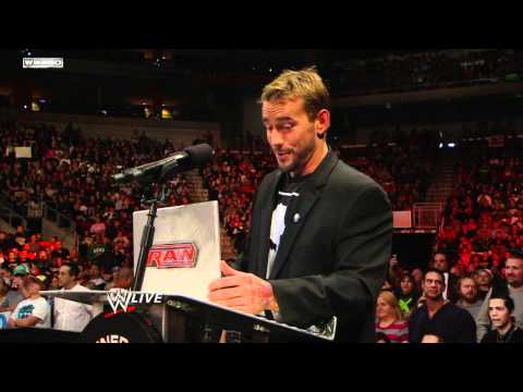 Raw: Randy Orton RKOs Michael Cole
