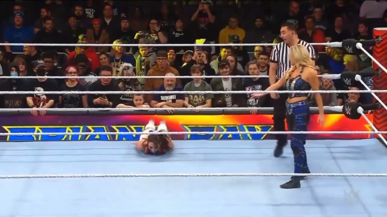 BRIANA RAY DEBUT ENTRANCE MAINEVENT 12.15.2022