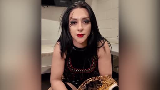 Stephanie Vaquer Video