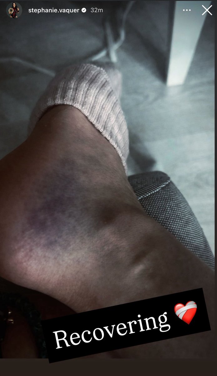 Stephanie Vaquer Injury photos