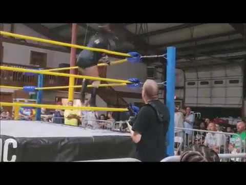 Homecoming Match: Jordan Blade vs. Katie Hebner