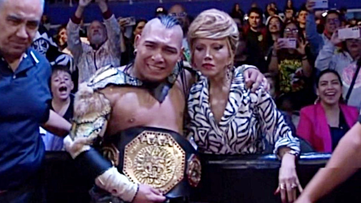 Vikingo, AAA Mega Champion